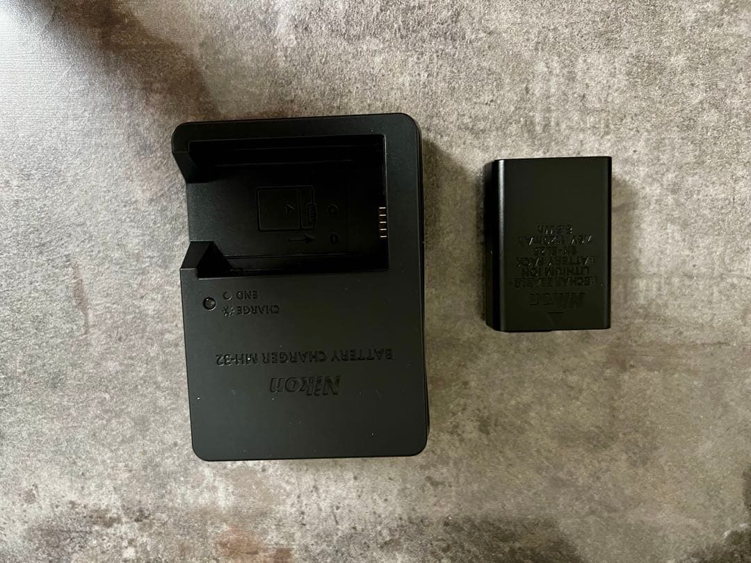 35%引き【1度だけの使用】Zfcレンズキット 付属多数・即撮影OK！