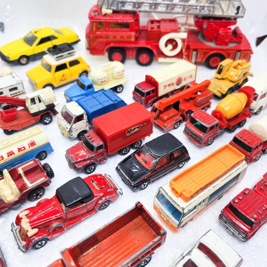 トミカ 日本製 セット トラック ダンプ スカイライン セドリック 消防車等