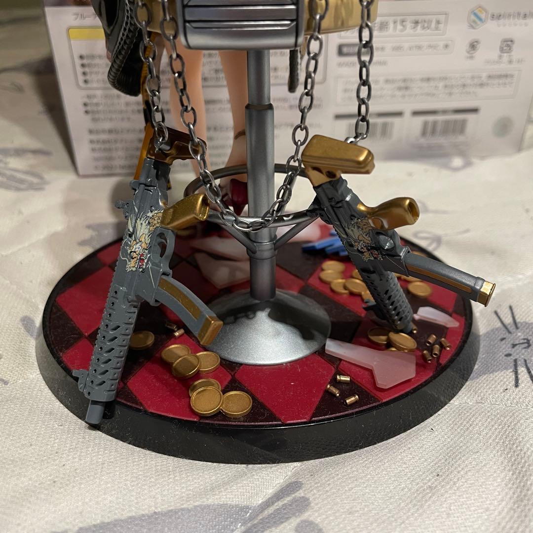 ブルーアーカイブ　美甘ネル(バニーガール) 　1/7スケール フィギュア