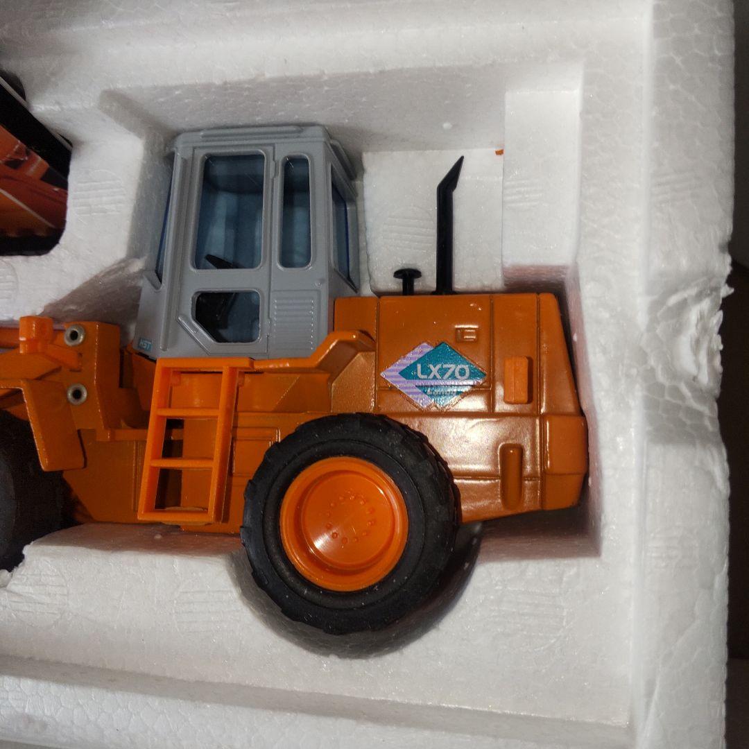 日立建機Marushin Hitachi LX70 & EX75UR