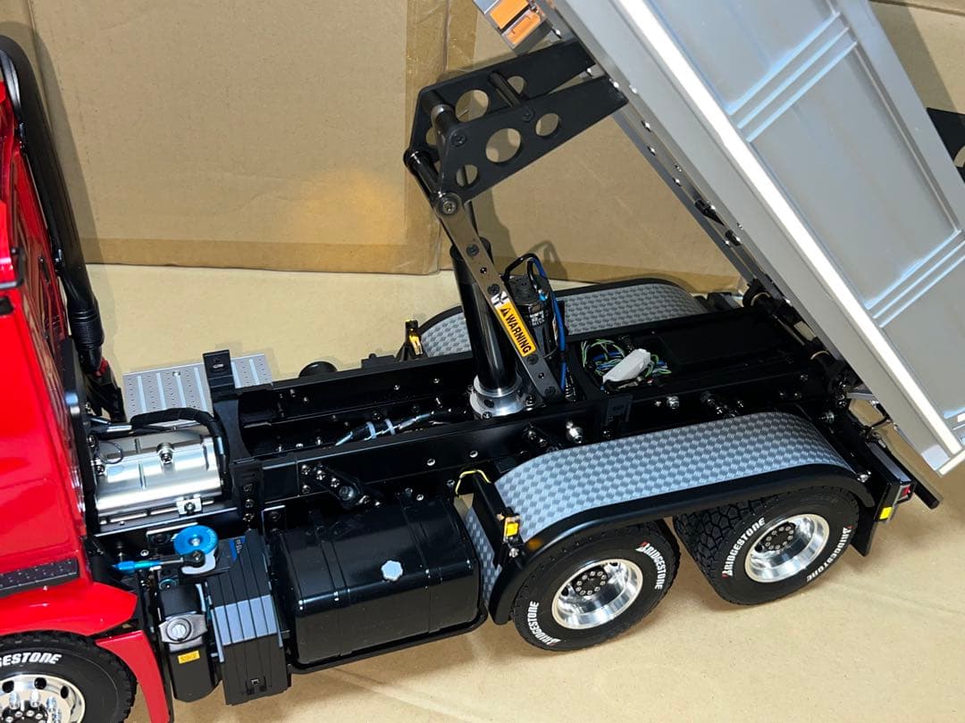 タミヤ アロクス 3348 6x4 ダンプトラック 完成品