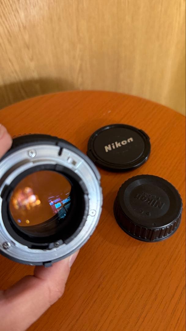 Nikon ニコン　85mm f1.8 単焦点レンズ