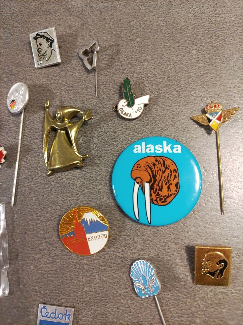 1970年大阪万博各国バッヂ