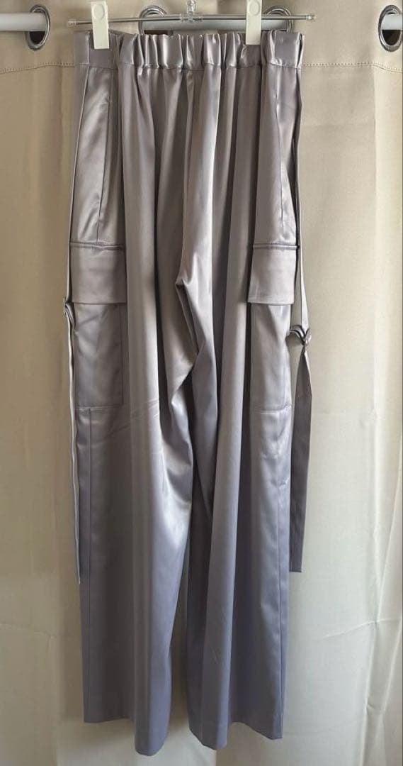 【新品】グラムリップス サイドベルト サテンワイドパンツ