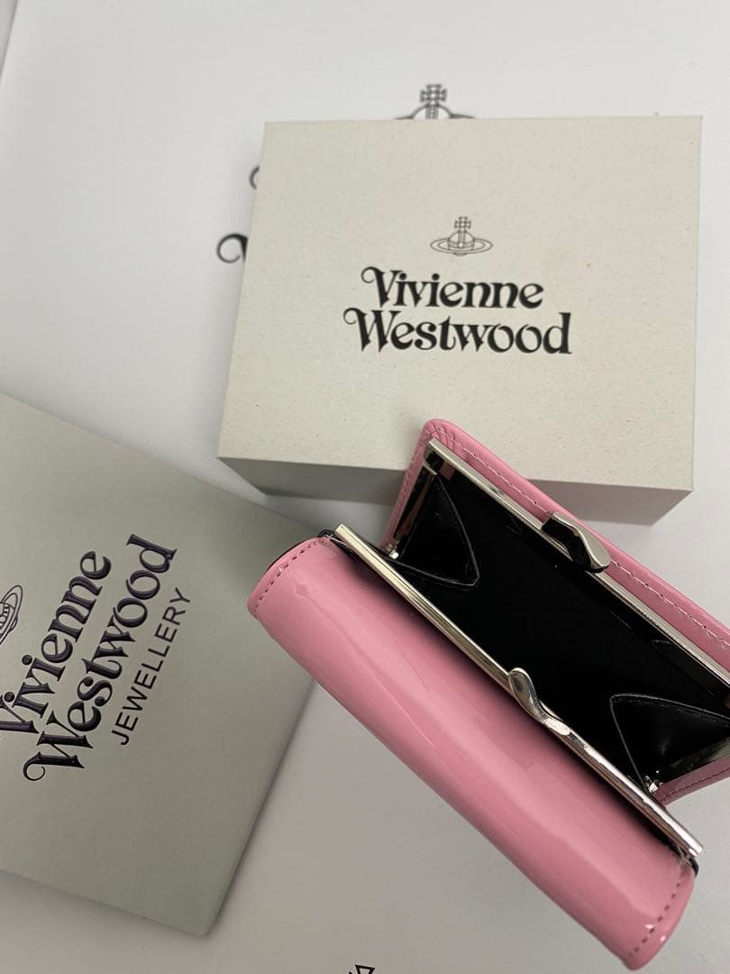 Vivienne Westwood ヴィヴィアン ピンク三つ折財布