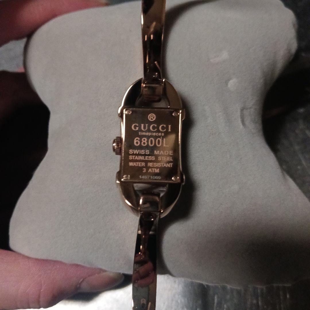 GUCCI 腕時計 型番6800L ゴールド レディース　箱付き