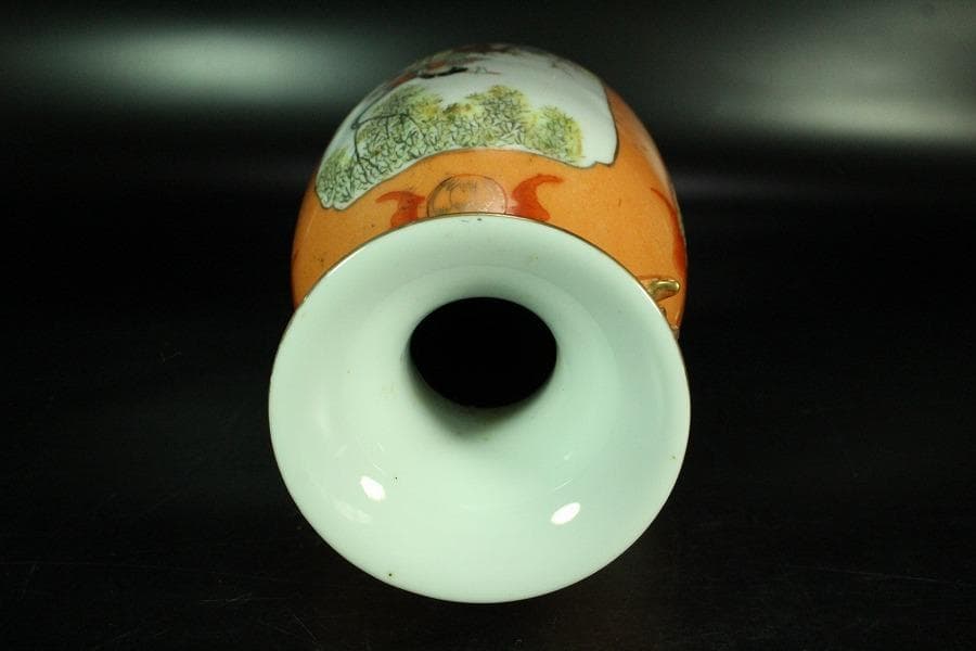 中国美術 色絵 女人鹿図 蝙蝠耳 花瓶 時代物 台付(K-A717)