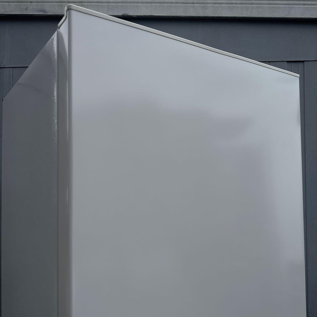 美品 AQUA 4ドア冷蔵庫 355L スリムサイズ スタイリッシュデザイン