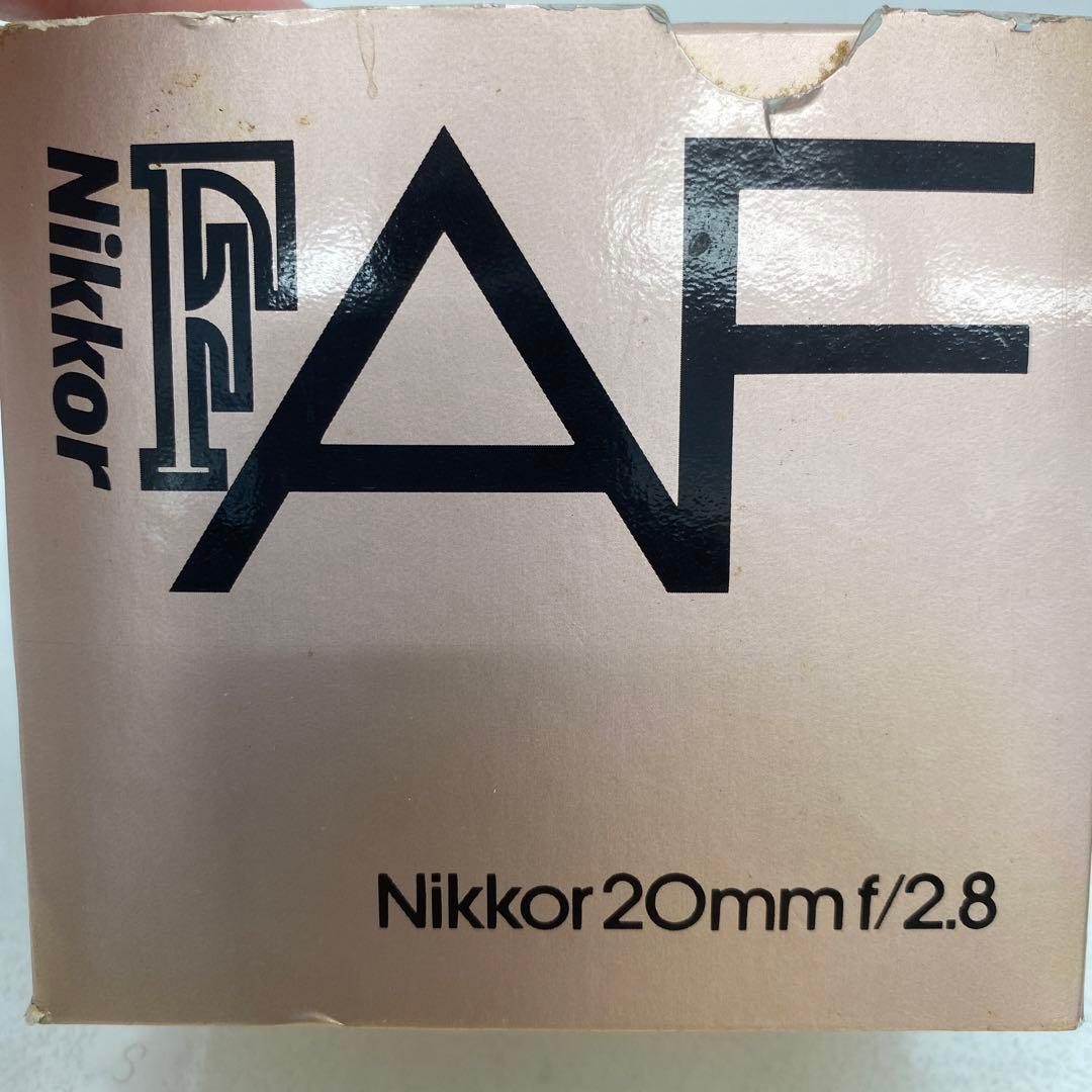 NIKKOR Nikkor F AF 20mm f/2.8 少々難あり