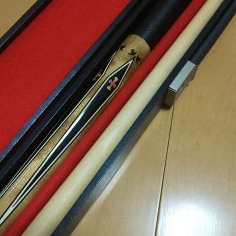 ビリヤードキュー・ケース付き