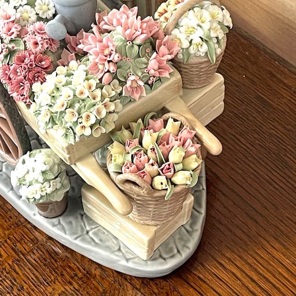 リヤドロ　公園通りの花屋さん　フィギュリン　LLADRO 人形　ポーセリン