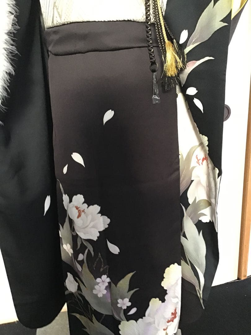 ちゃむりんご 振袖フルセット　黒　濃茶　牡丹　正絹　シック　豪華　成人