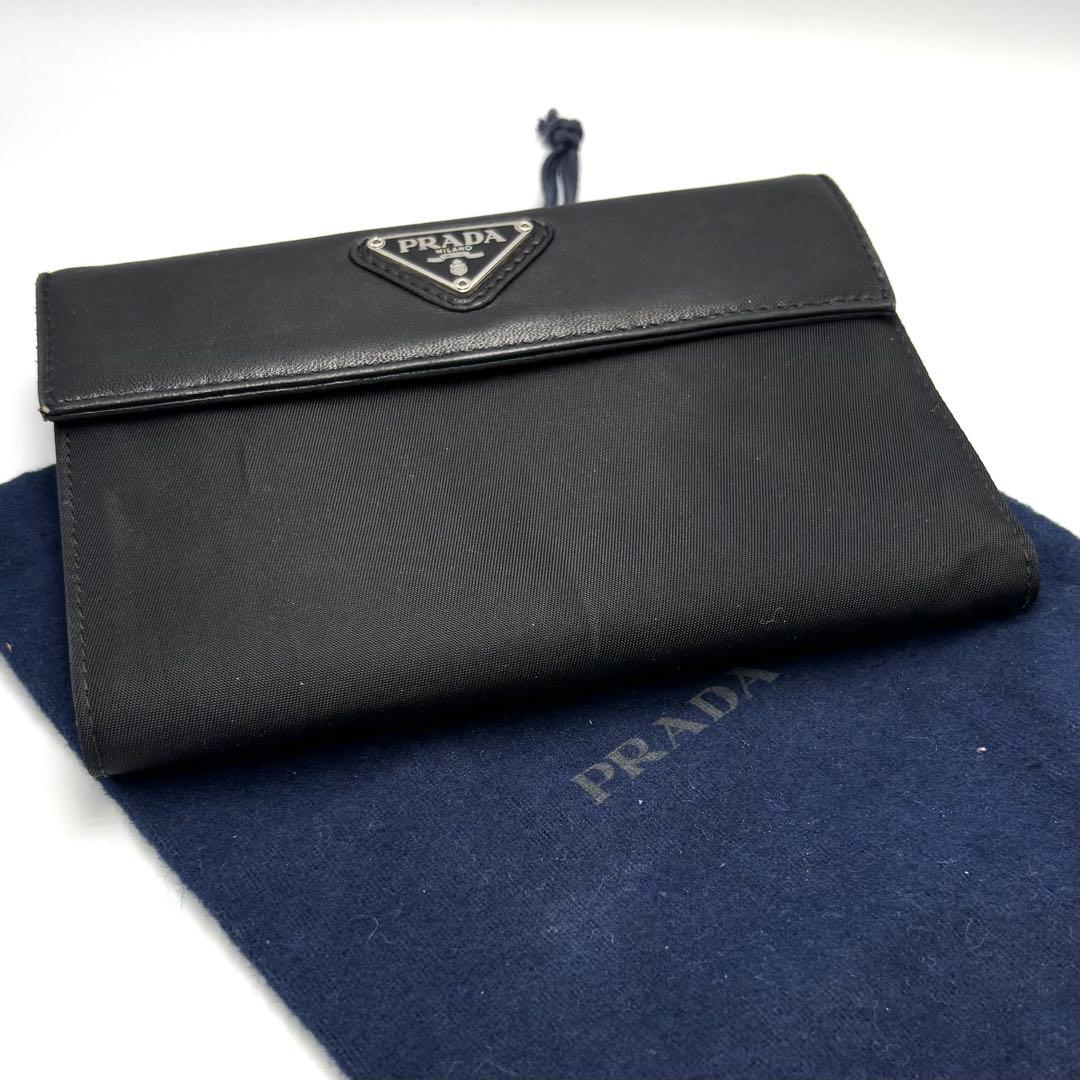 美品　プラダ　ナイロン/レザーブラック三つ折り財布　三角ロゴ　レディース　メンズ