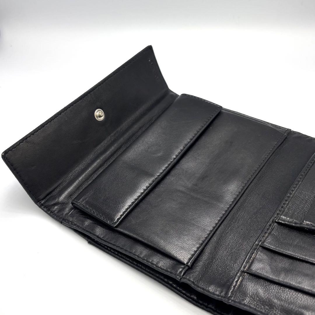 美品　プラダ　ナイロン/レザーブラック三つ折り財布　三角ロゴ　レディース　メンズ