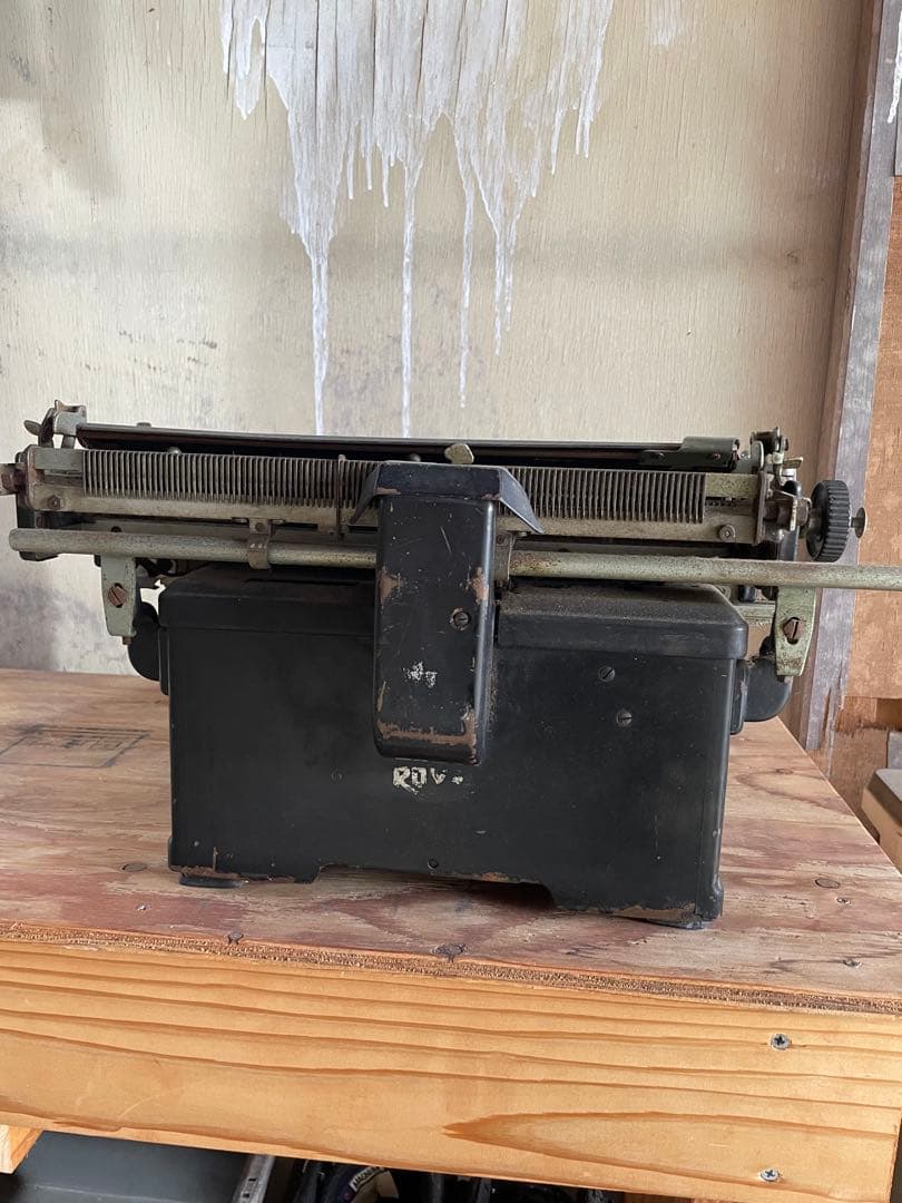 アンティーク　ヴィンテージ タイプライター