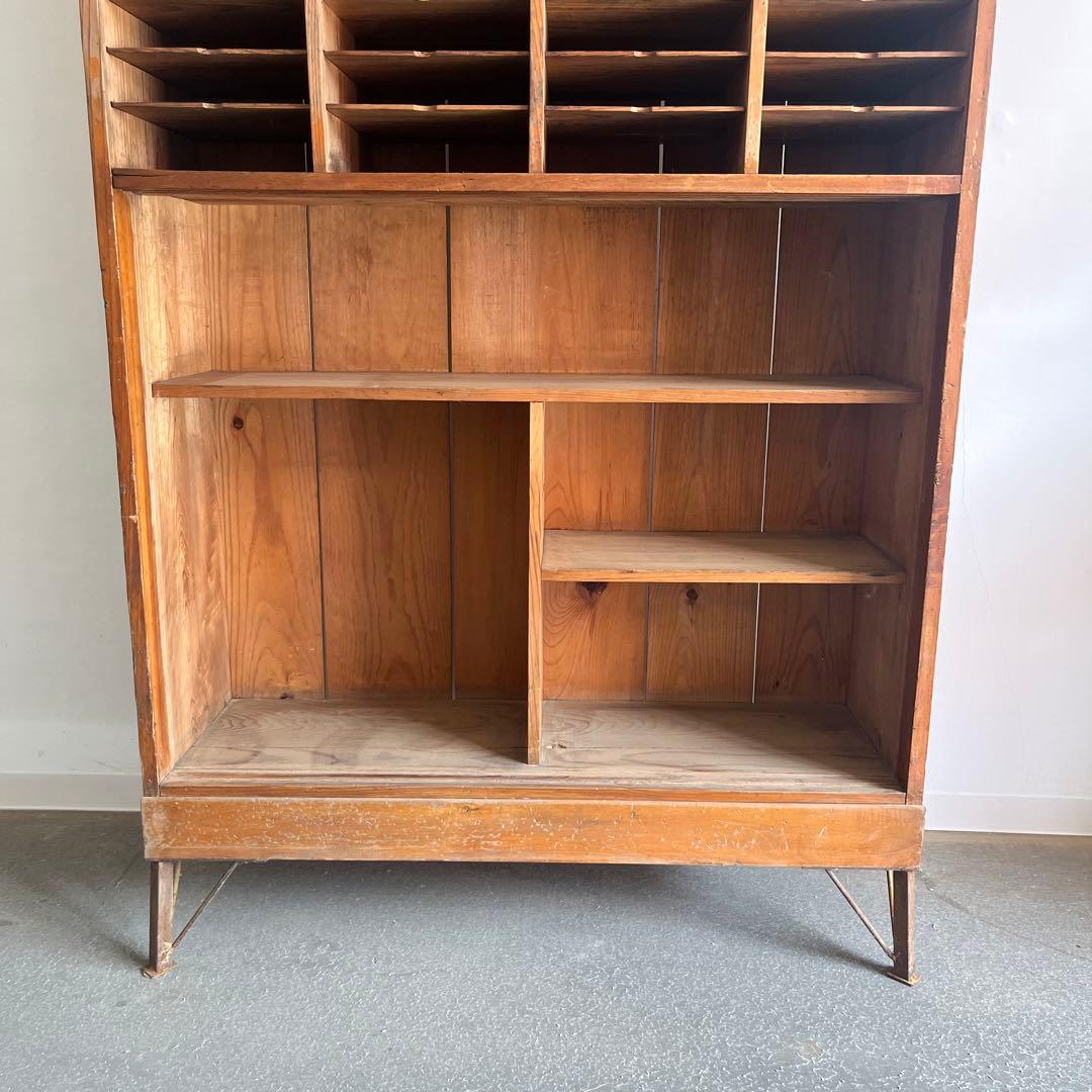 〈 アンティークラック 〉　郵便局棚　郵便局　仕分け棚 　飾り棚　送料込