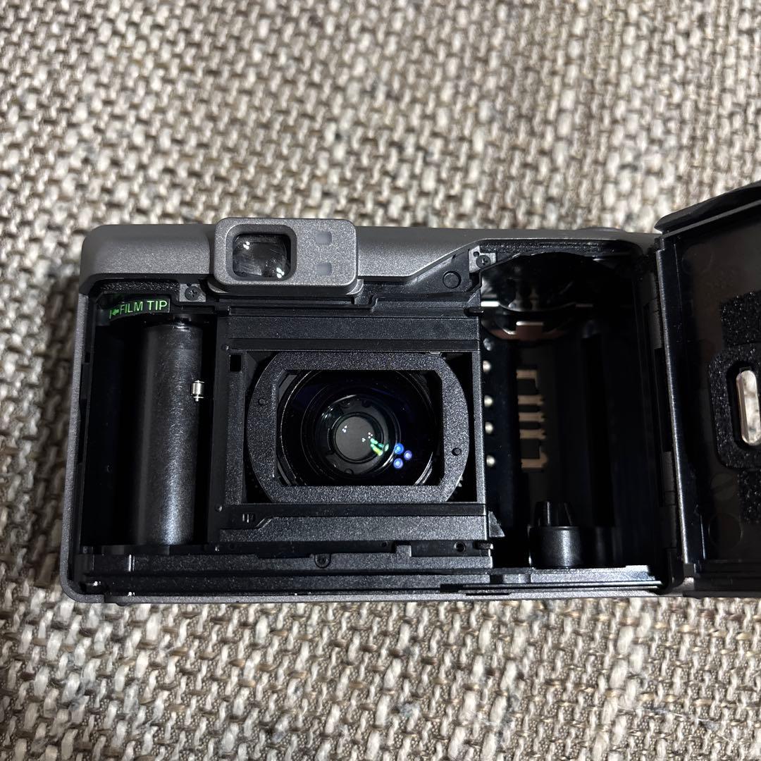 美品　FUJIFILM NATURA CLASSICA フィルムカメラ