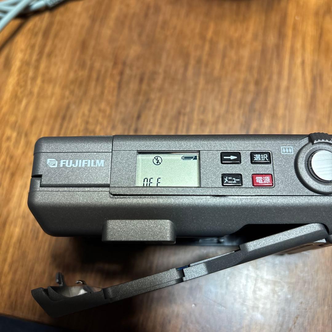 美品　FUJIFILM NATURA CLASSICA フィルムカメラ