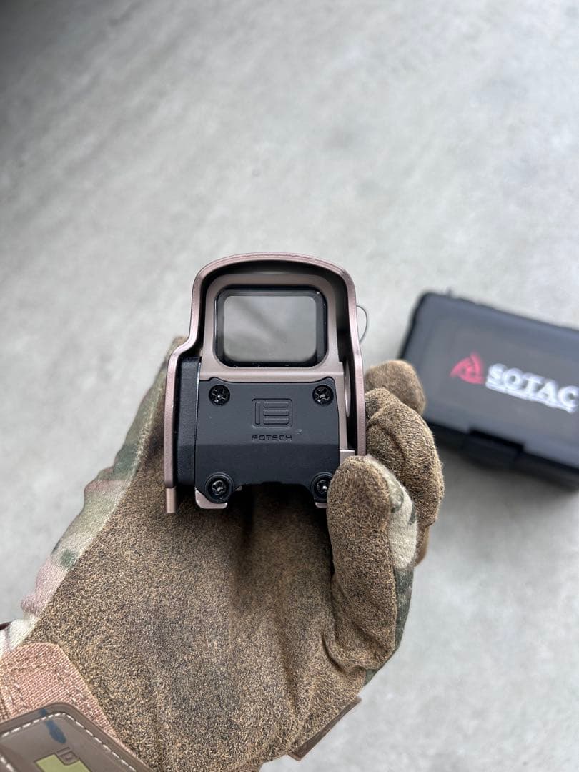 SOTAC製EOTechホロサイト