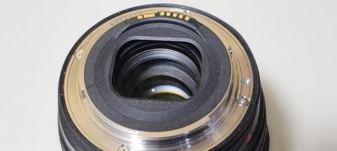 Canon EF 24-105mm f/4 L IS USM　（中古）