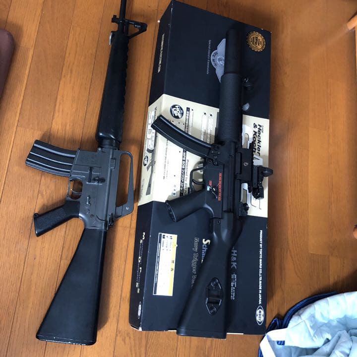 M16とMP5