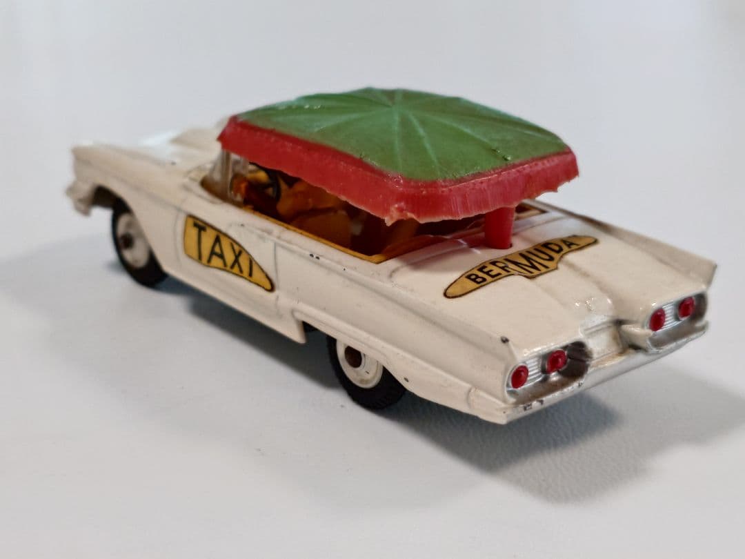 【SALE】 CORGI No.430 FORD BERMUDA TAXI