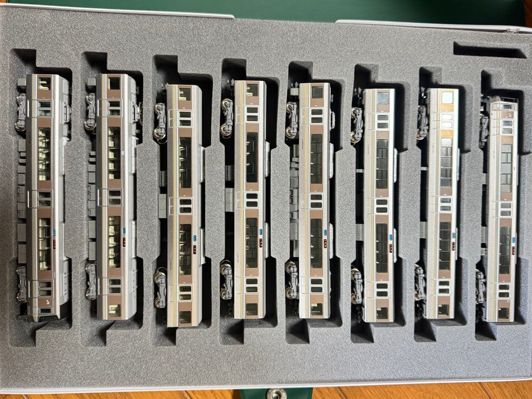 KATO 223系 2000番台 Nゲージ 8両編成 新快速