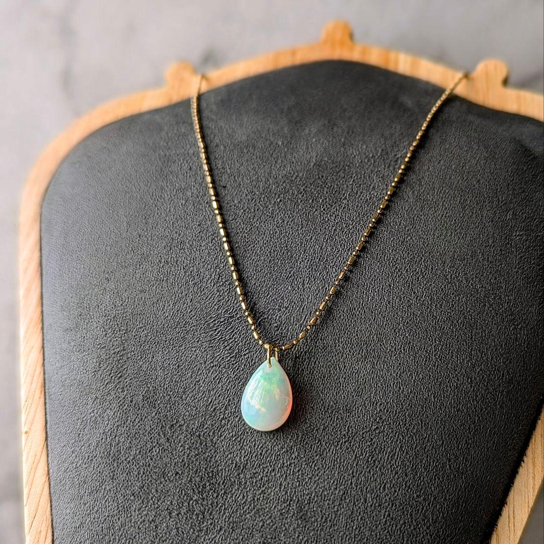 ♢ruela♪♢K18 ホワイトオパール3.15ct ペンダントトップ