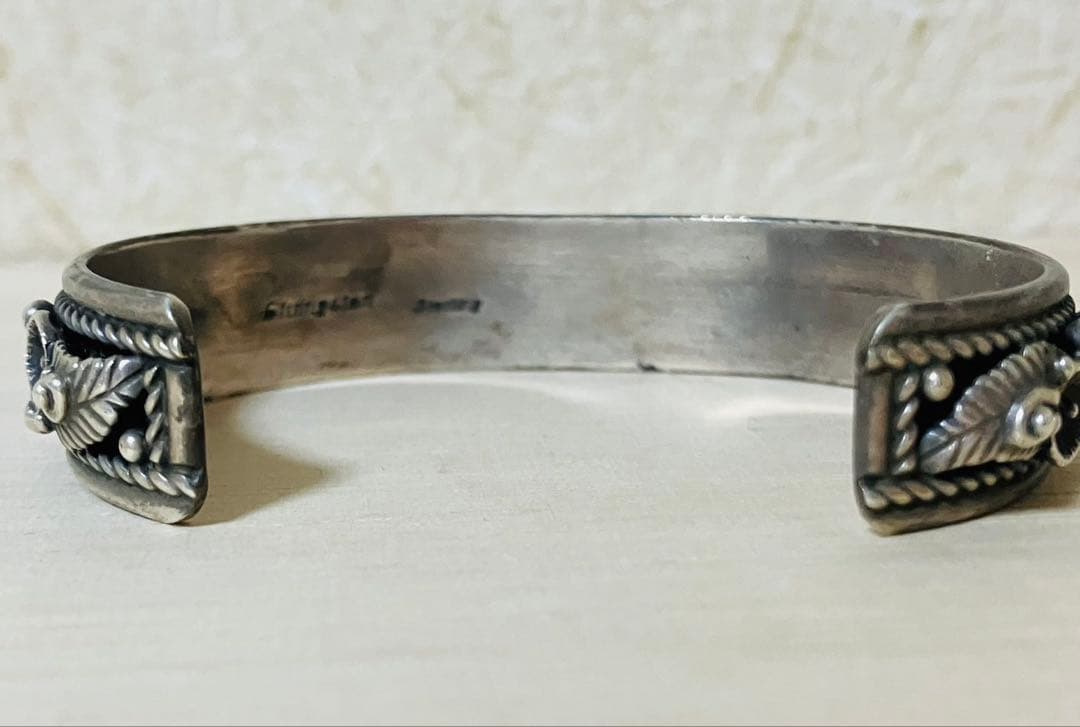 NVAJO ナバホ族　インディアンジュエリー　バングル　ターコイズ　スターリング