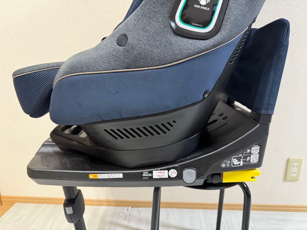 アップリカ クルリラプラス360°セーフティーISOFIX回転式チャイルドシート