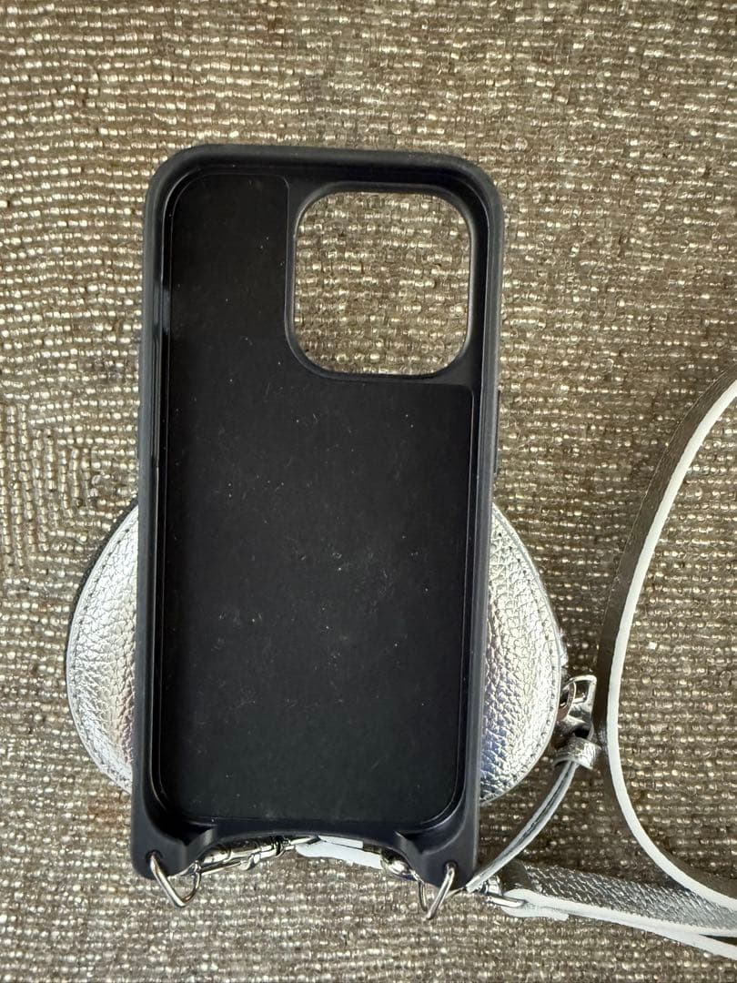 BANDOLIERiPhoneケース14pro (日本未入荷)