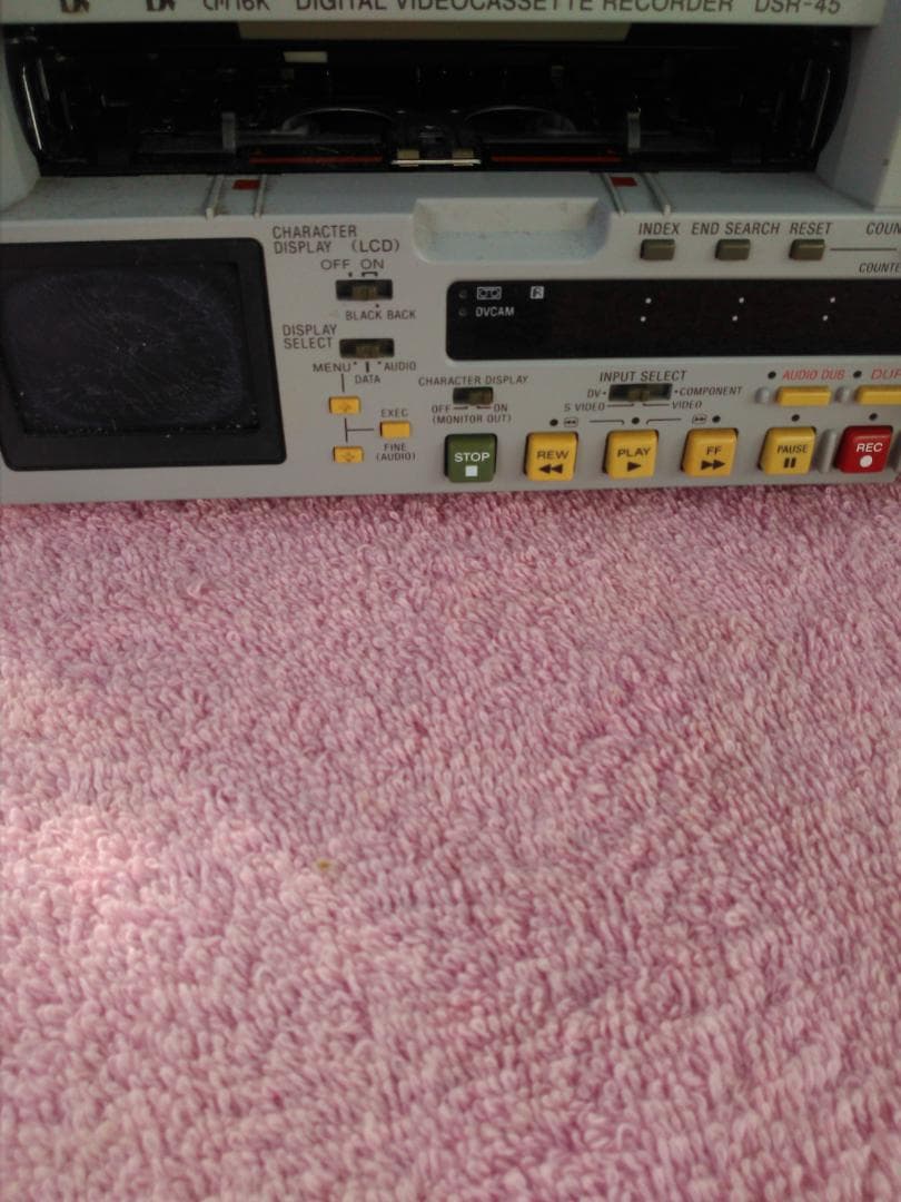 ソニーDVCAM　DSR-45中古動作品難ありの出品です❣