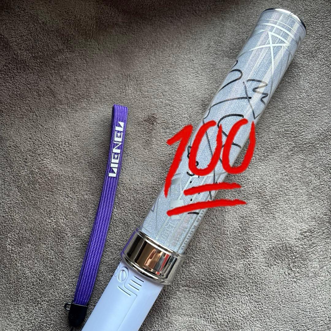 Lienel ペンライト　高岡ミロ　サイン