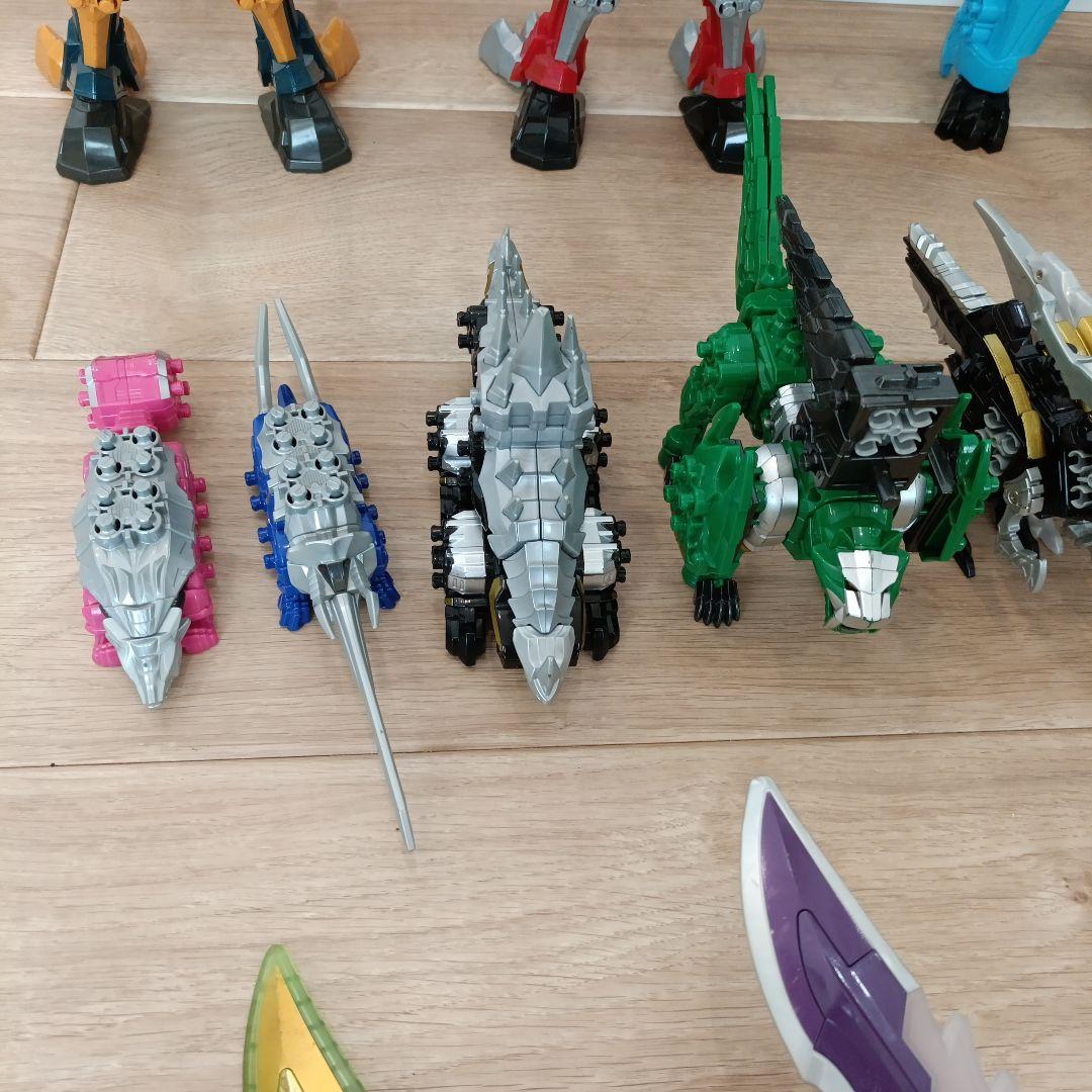 リュウソウジャー 大量セット 武器付き