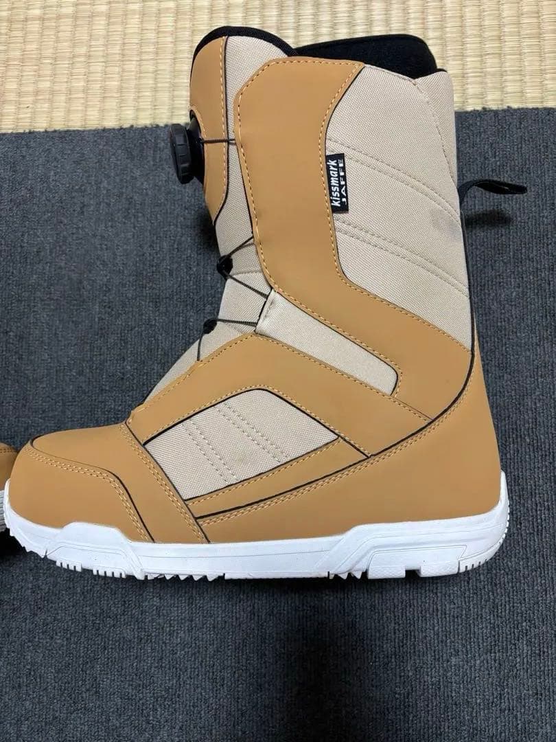 KISS MARK ベージュ スノーボードブーツ