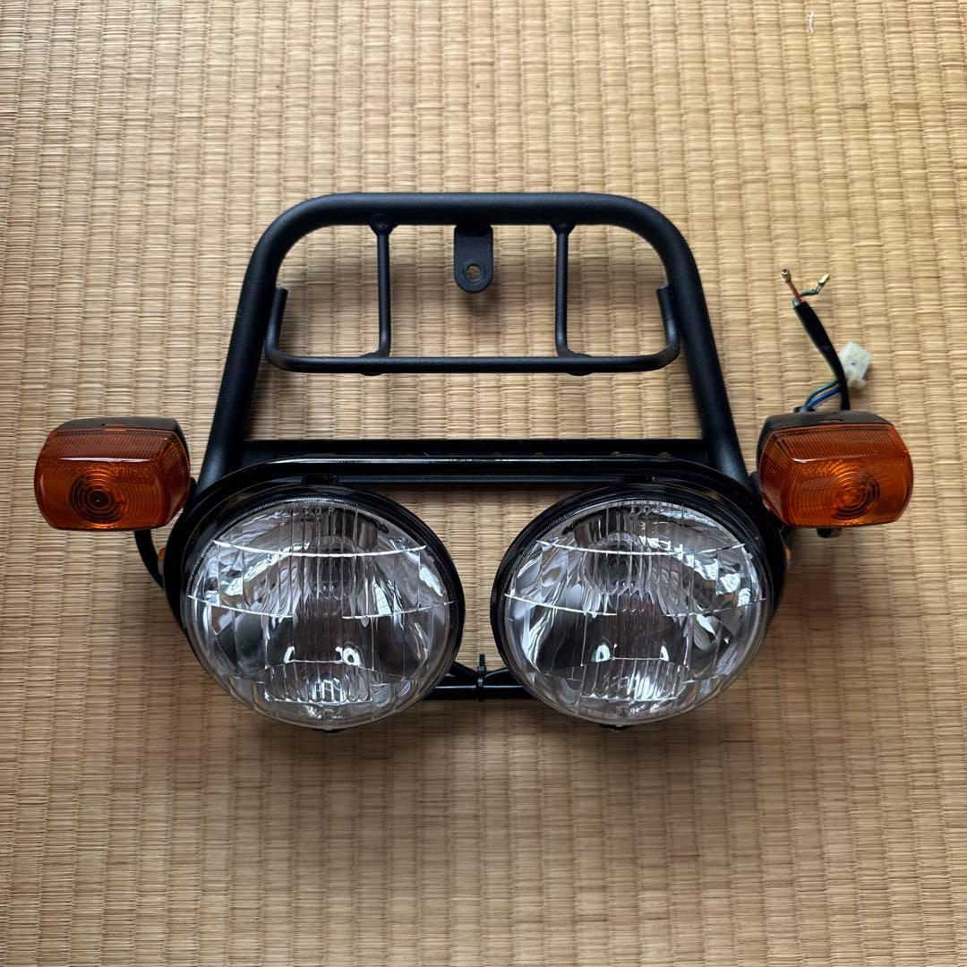 ズーマーAF58 純正ヘッドライト・ウィンカー・ステーセット