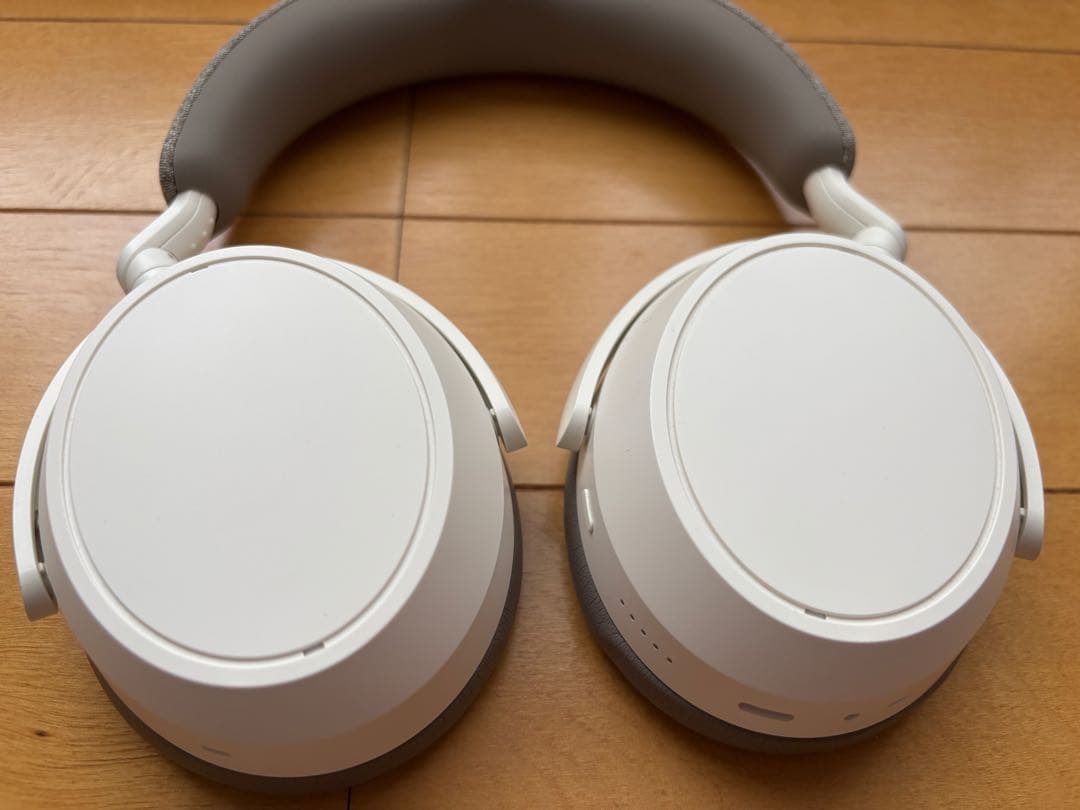 m*n様 【12月31日まで出品】ゼンハイザー Momentum 4 ヘッドホン