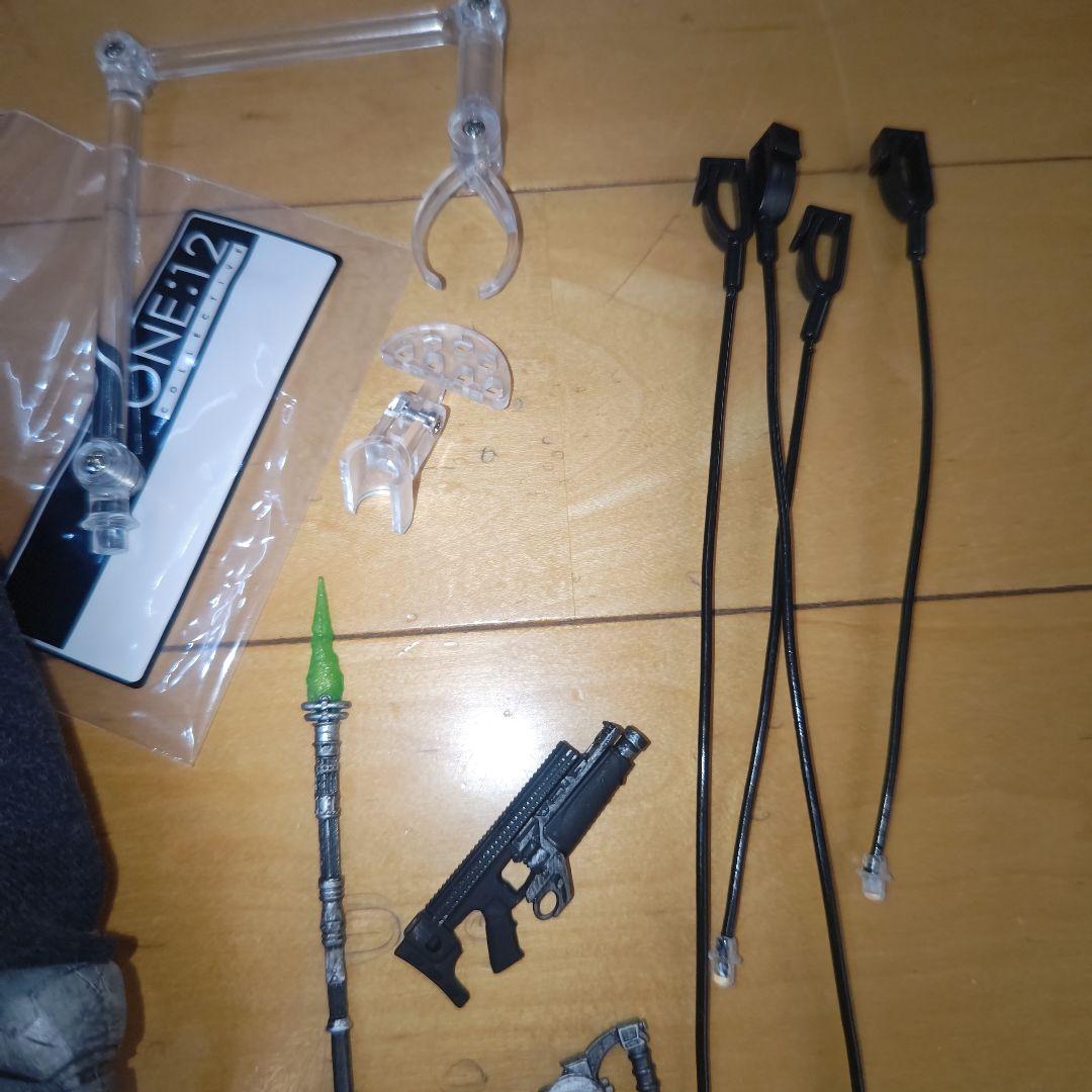 mezco one:12collective アーマードバットマン