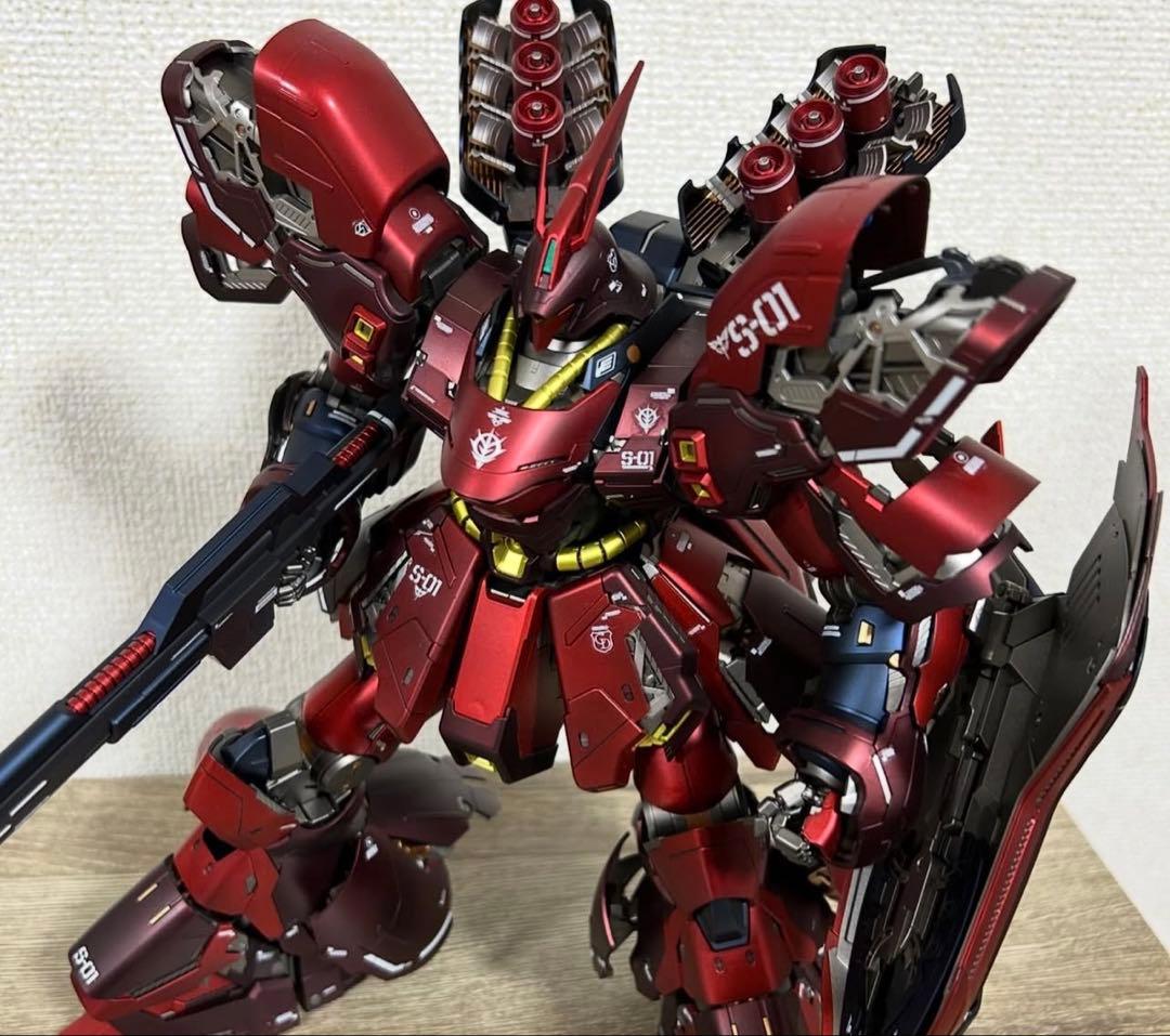 MG サザビーver.ka 塗装済み完成品　ガンプラ　逆襲のシャア