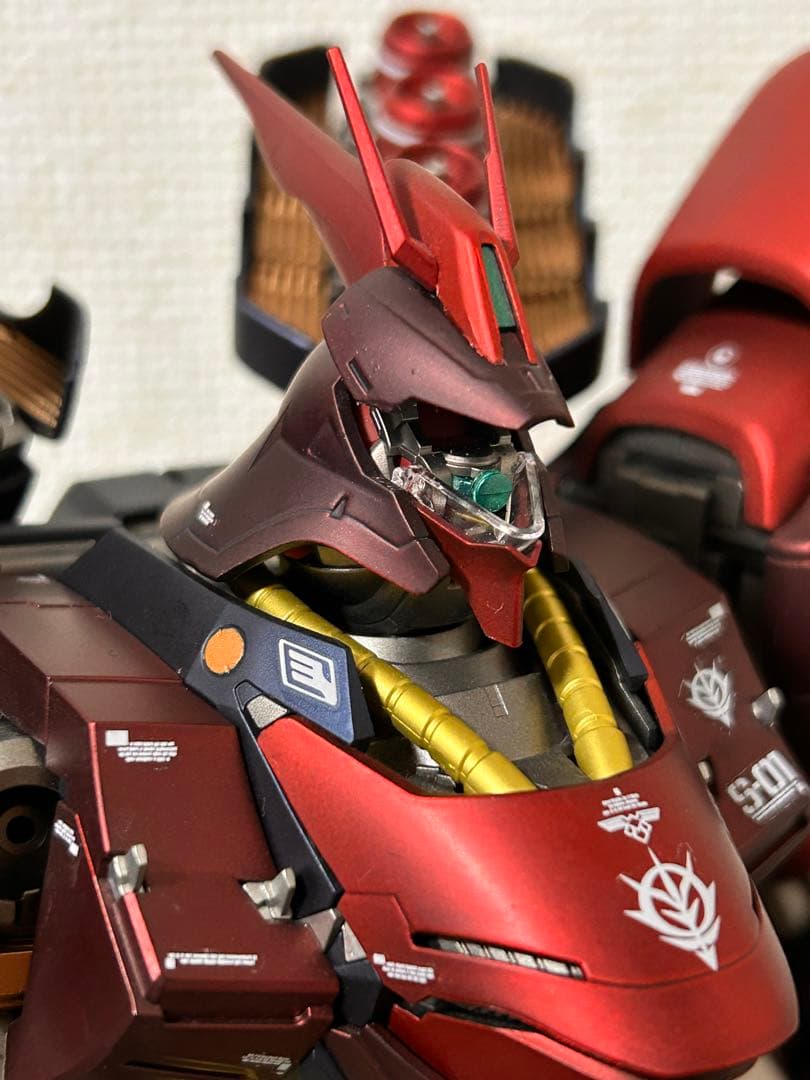 MG サザビーver.ka 塗装済み完成品　ガンプラ　逆襲のシャア