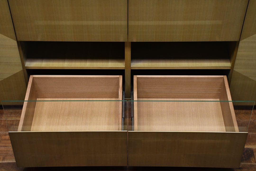 EHK32 美品 IDC大塚家具 デコレ サイドボード 79万 バスウッド材