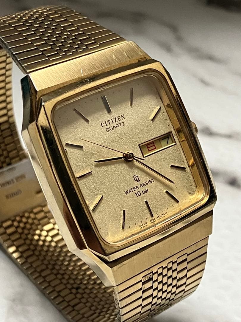 ★CITIZEN スクエア(角型)。1980年代前後製造。ヴィンテージ。動作品。
