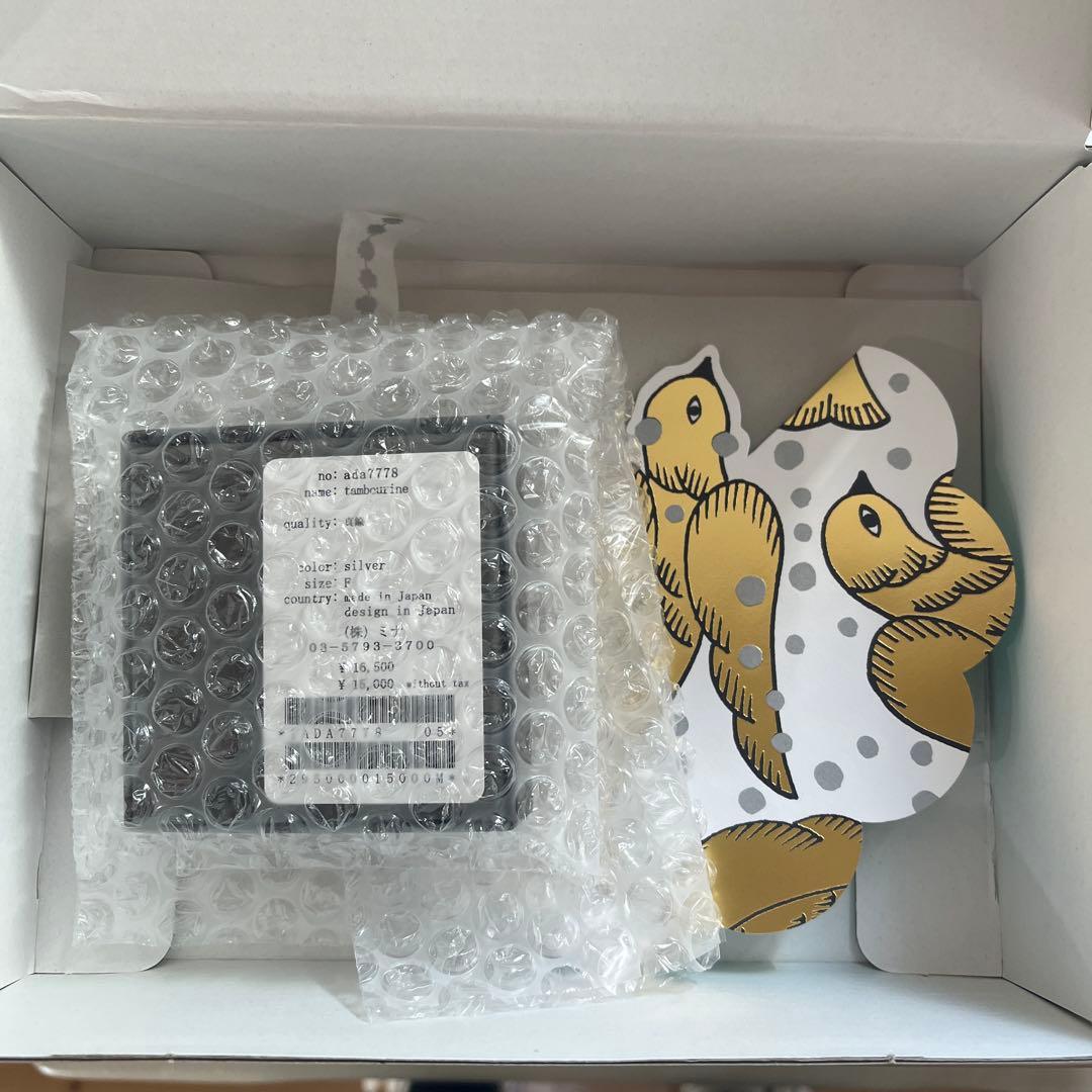 ミナペルホネン タンバリン　ブローチ　mina perhonen