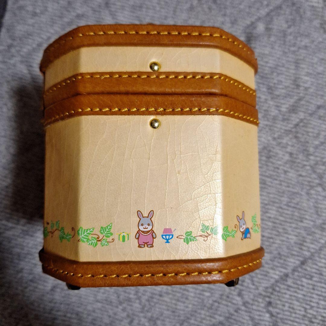 シルバニアファミリー　わたウサギ　バニティポーチ