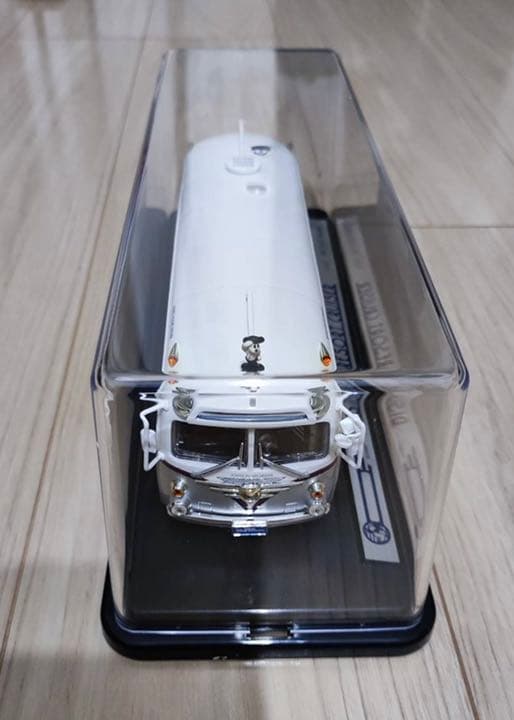 ディズニーリゾートクルーザー　ダイキャスト　モデル