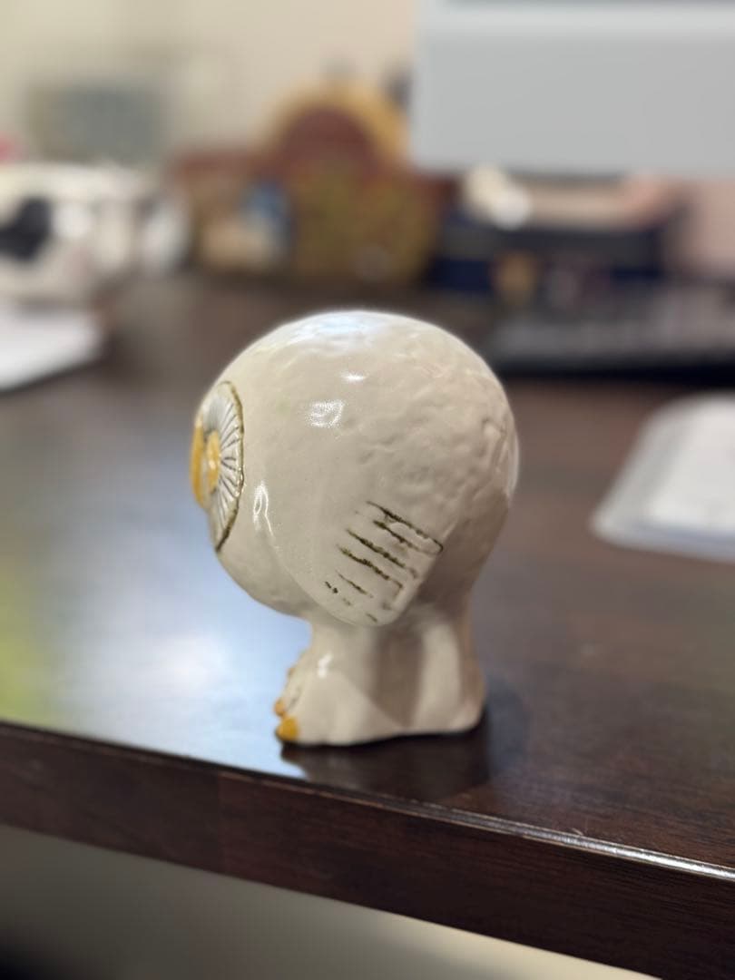 スエーデンの森の白いふくろう　リサラーソン