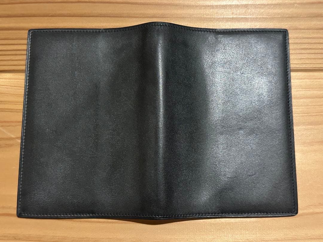 Loro Piana レザー 高級パスポートケース　未使用品