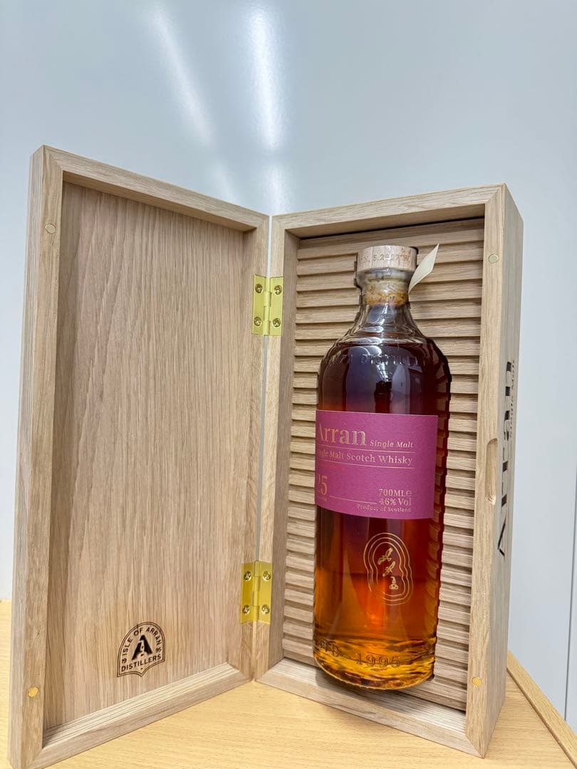 アラン 25年 46° 700ml 新品未開封専用木箱入