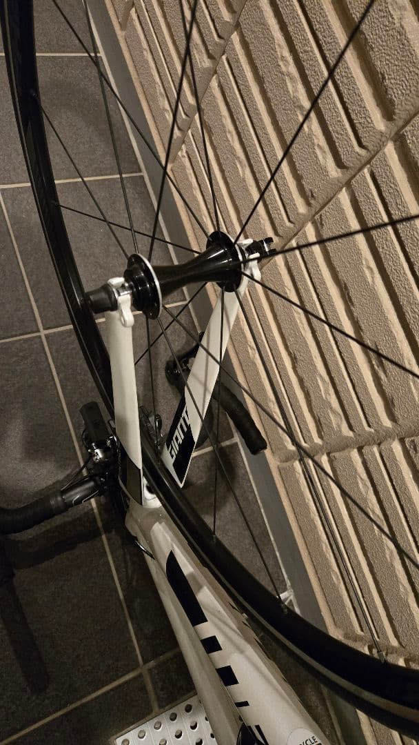 GIANT CONTEND SL 1 アルミフレームロードバイク