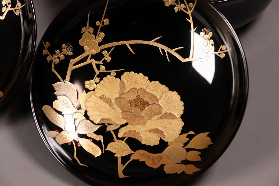 時代木製漆器 加賀蒔絵 牡丹 梅 草花 高蒔絵 黒塗椀 二客 漆芸 CL55